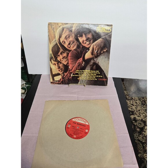 THE MONKEES self titled classic early Rock LP on Colgems COM-101 RE 1966 Used - Picture 1 of 13